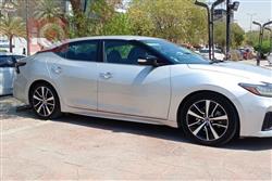 Nissan Maxima